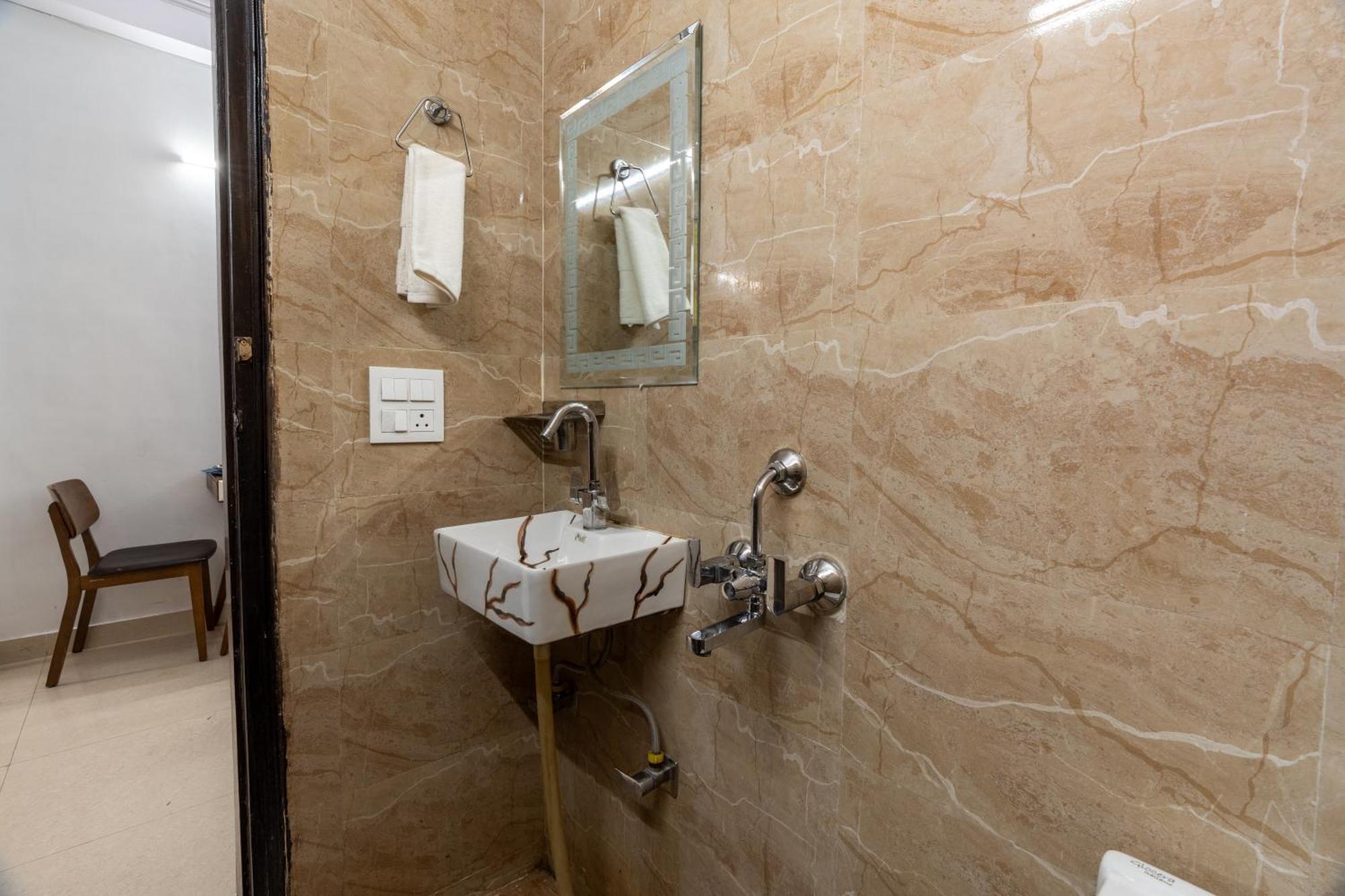 Appartement Homlee-Vintage 2Bhk-Ndls-Lift-Bharat Mandapam à New Delhi Extérieur photo
